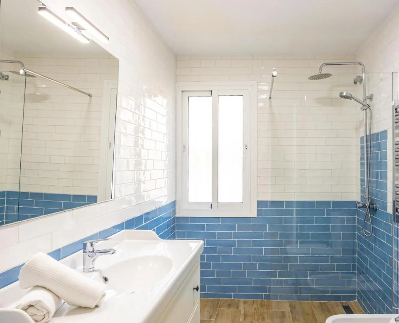 Apartment In Cabopino Marbella
