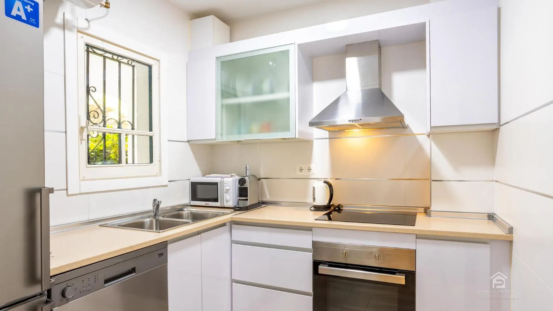 Apartment In Cabopino Marbella